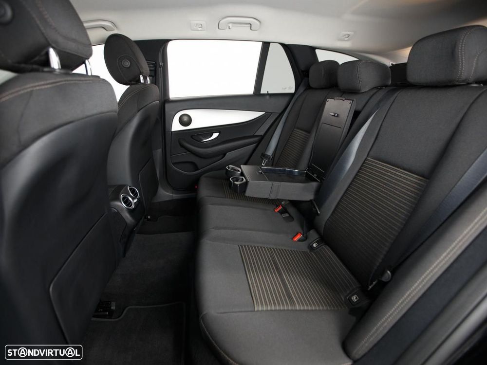 Mercedes-Benz E 300 de Avantgarde - 10