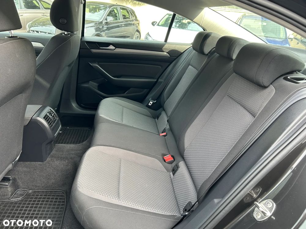 Volkswagen Passat 1.5 TSI EVO Comfortline - 8