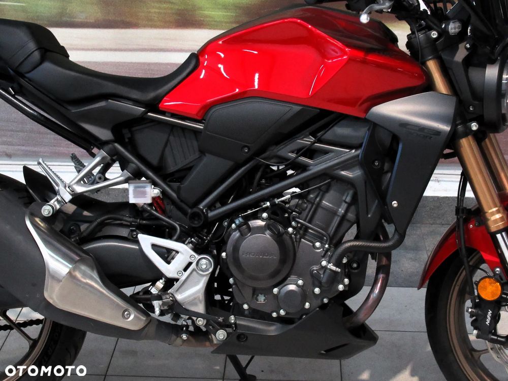 Honda CB - 15