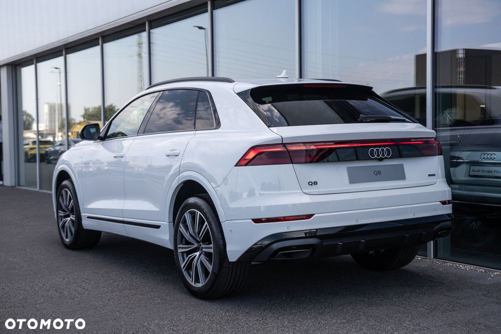 Audi Q8 - 4