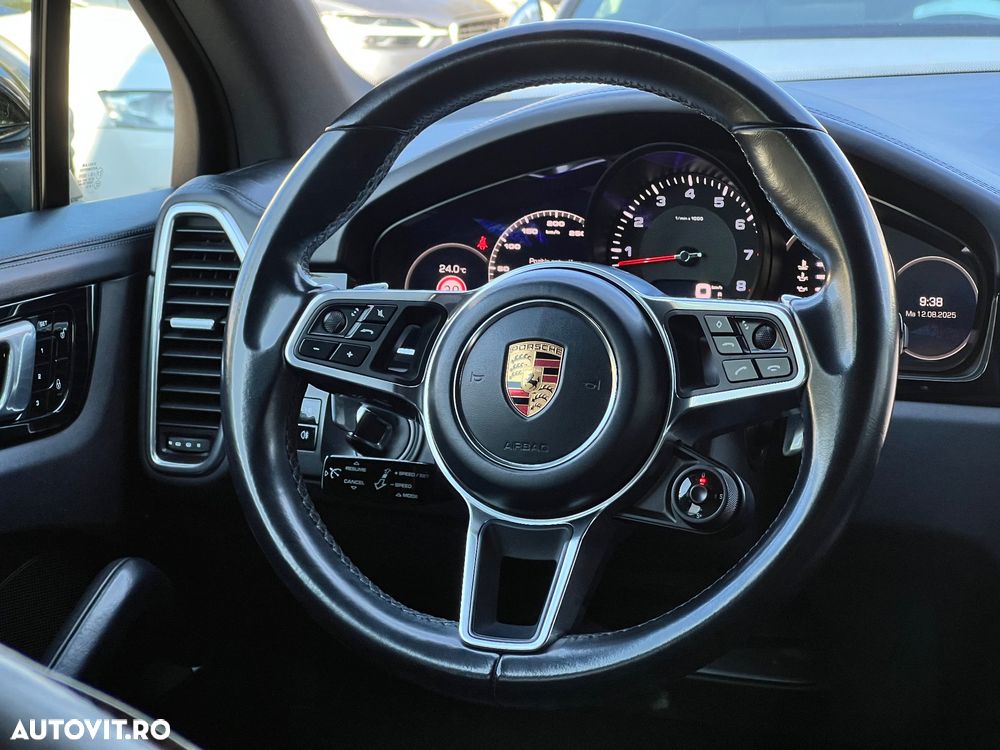 Porsche Cayenne Tiptronic S - 5