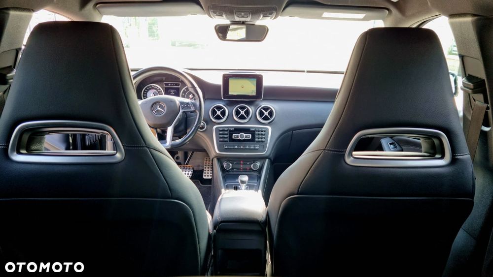 Mercedes-Benz Klasa A 45 AMG 4-Matic - 8