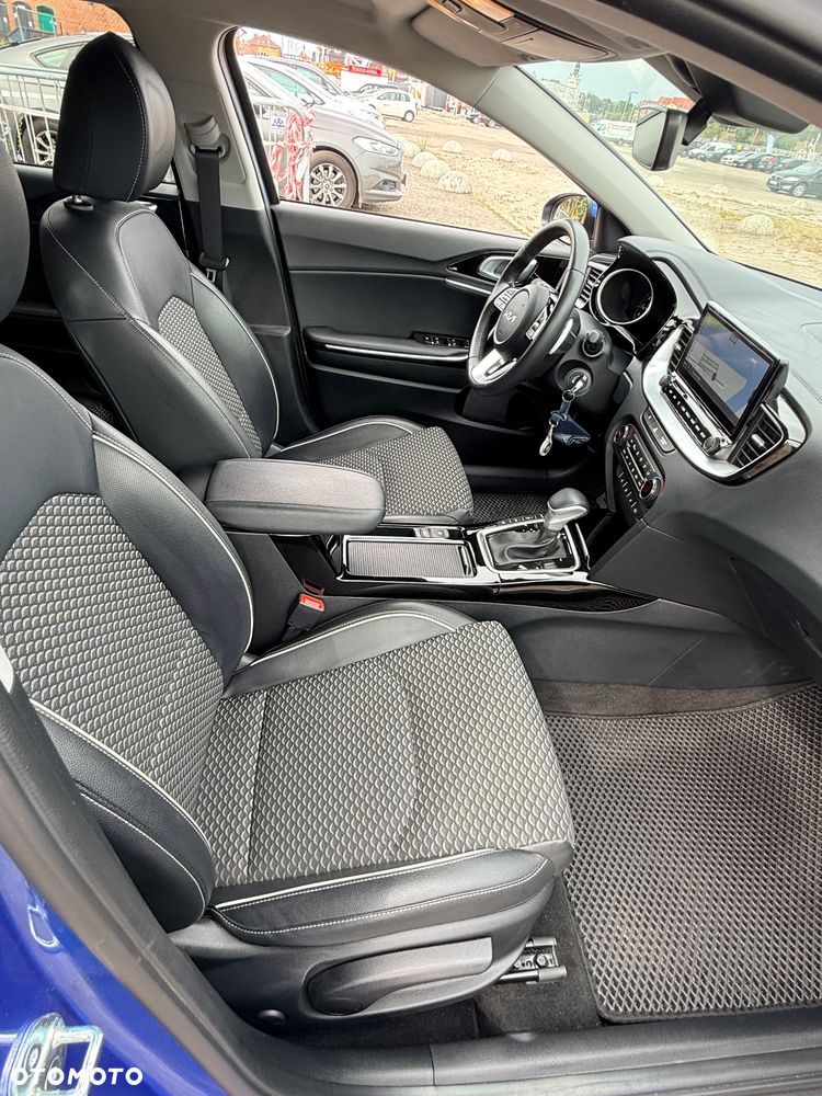 Kia Ceed 1.5 T-GDI L DCT - 12