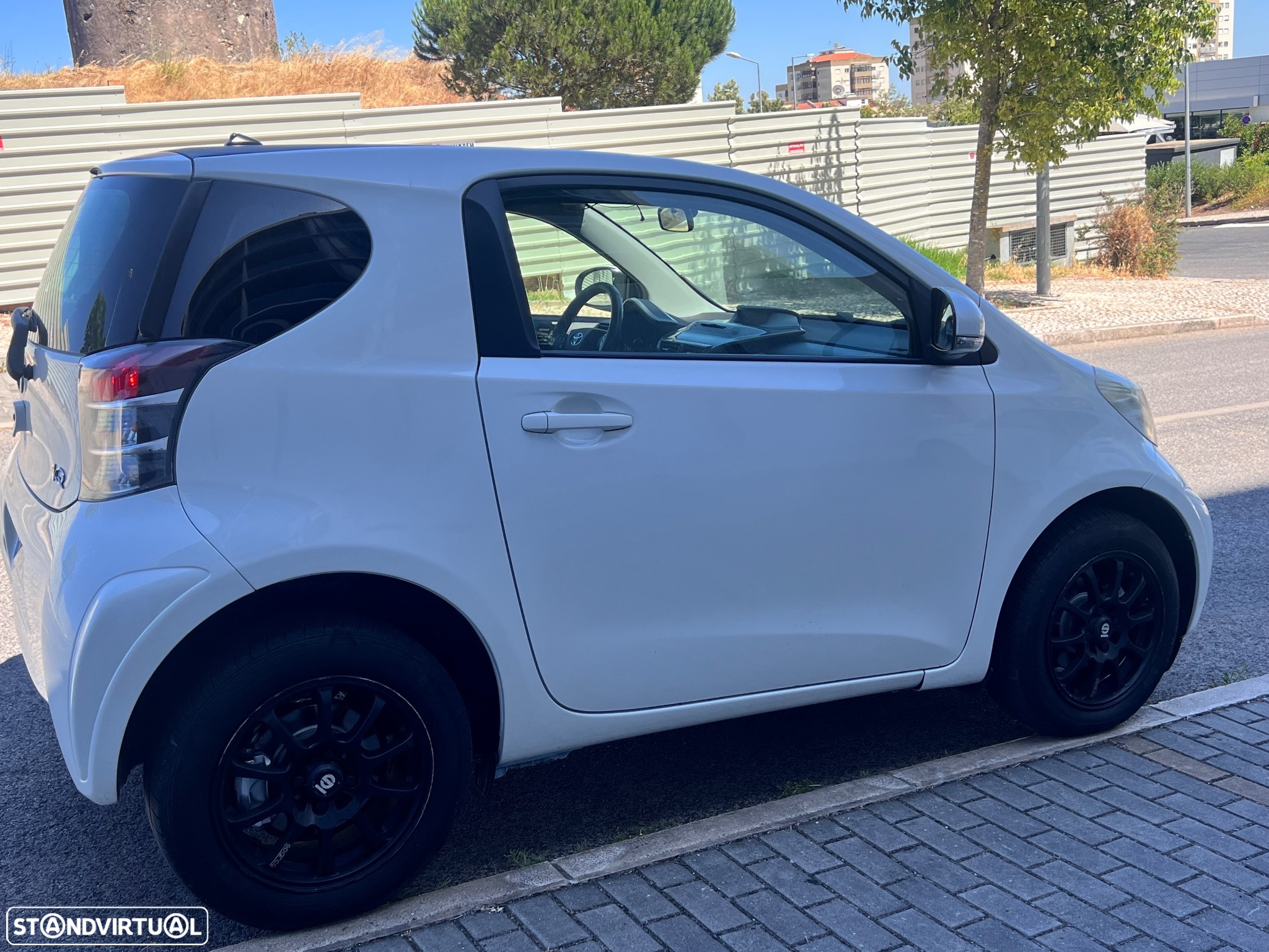 Toyota iQ 1.33 VVT-i 2 MultiDrive - 5