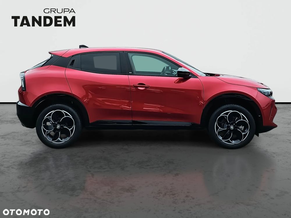 Alfa Romeo Junior 1.2 mHEV Ibrida Q4 eDCT - 5