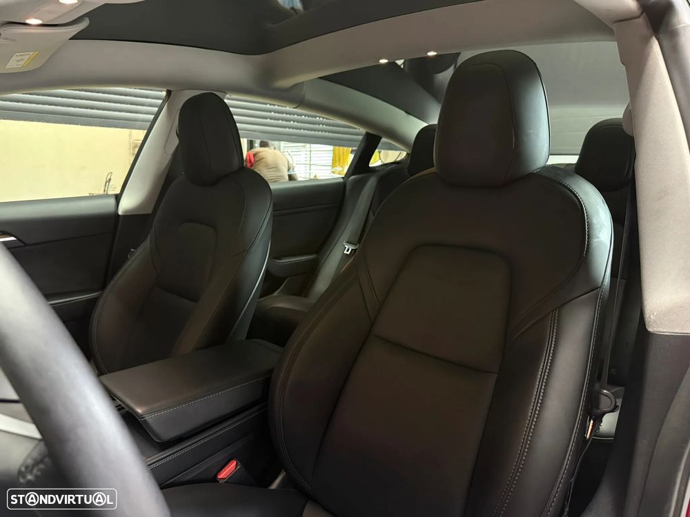 Tesla Model 3 Long-Range Dual Motor AWD - 18