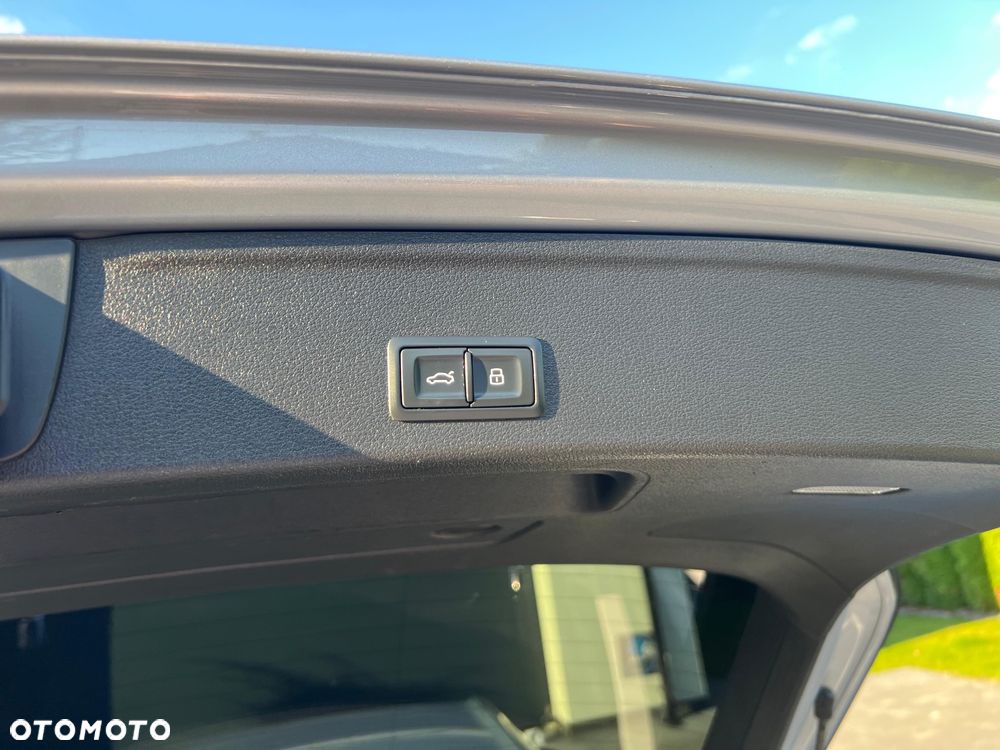 Audi A4 Avant 2.0 TDI S tronic - 21