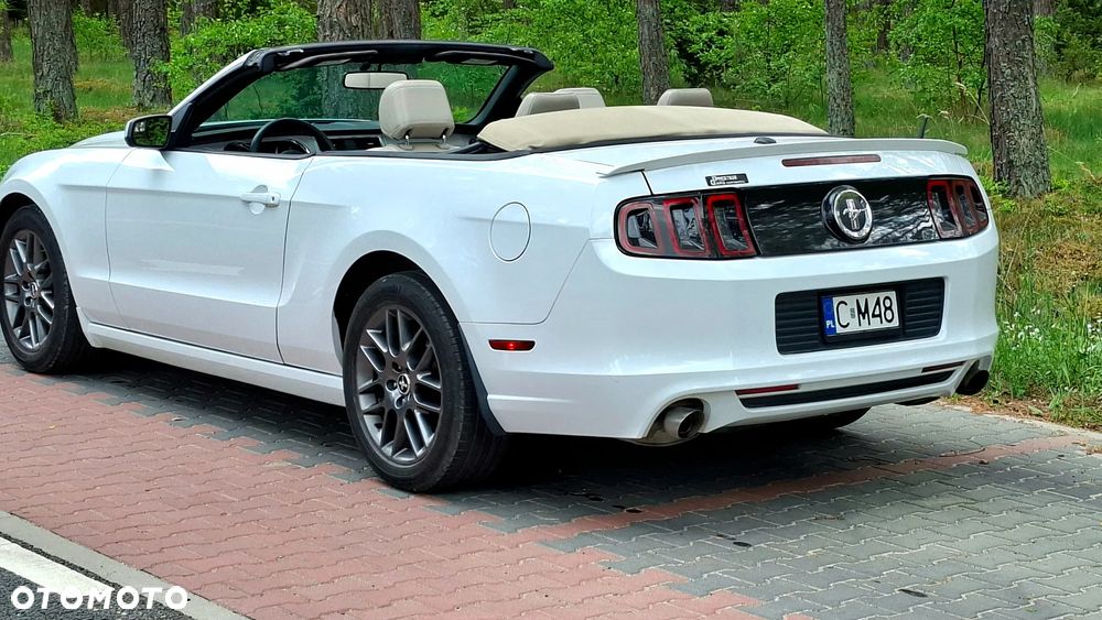 Ford Mustang 3.7 V6 Premium - 9