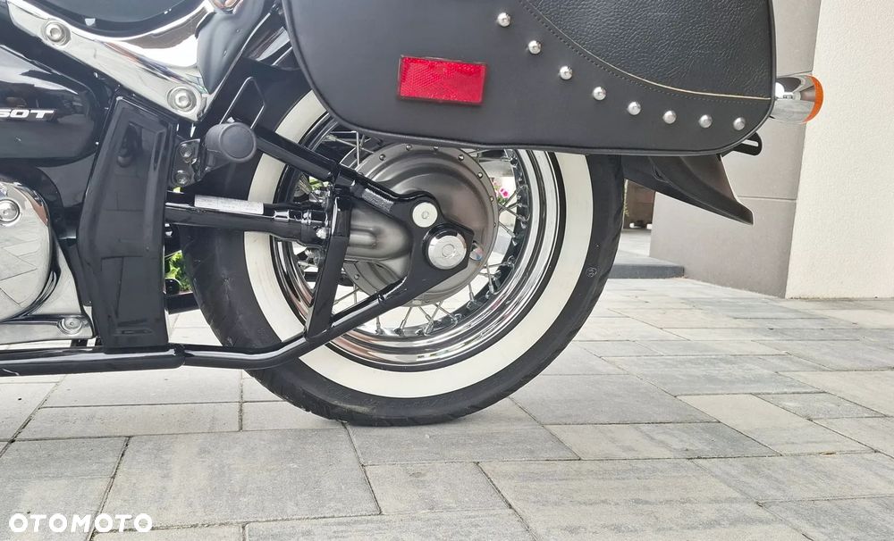 Suzuki VL 800 Volusia - Boulevard C50 - 27