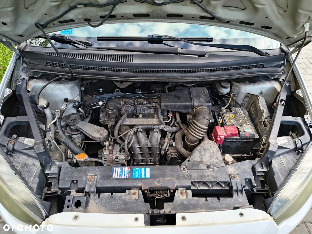 Mitsubishi Colt 1.1 Inform - 10