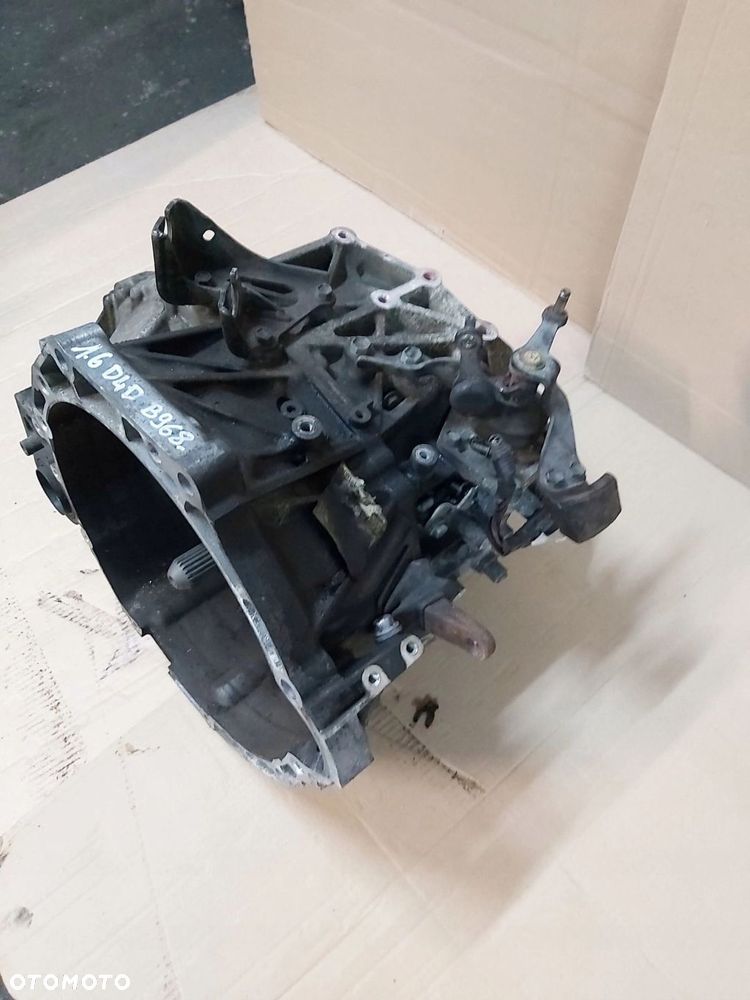 Toyota Verso Avensis T27 skrzynia 1,6 d4d bmw - 4