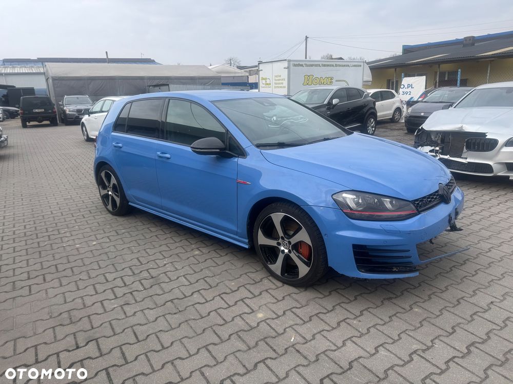 Volkswagen Golf GTI Performance BlueMotion Technology DSG - 1