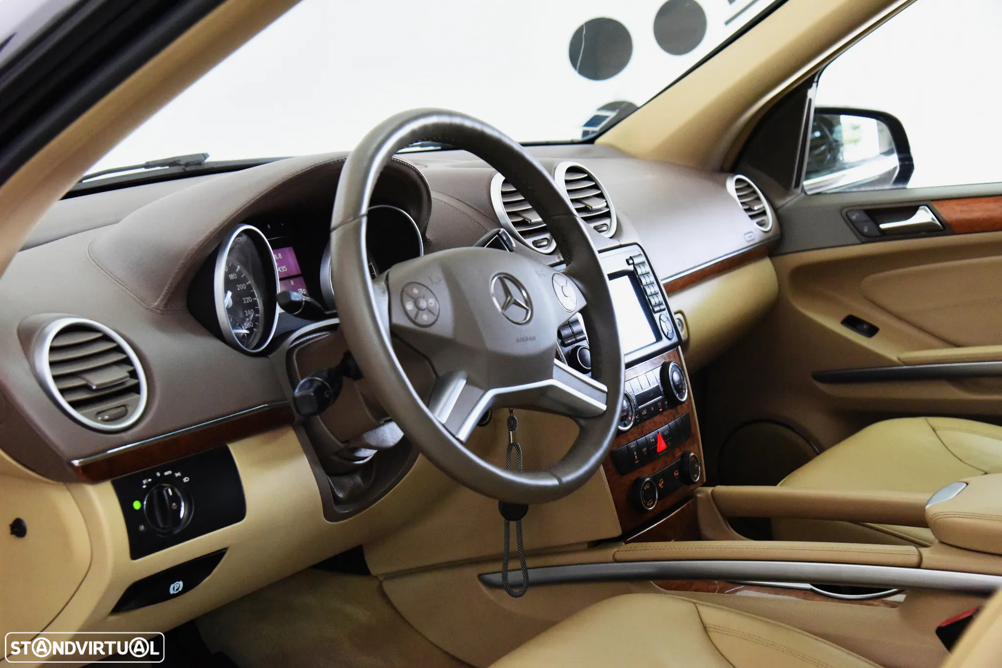 Mercedes-Benz GL 350 CDi BlueEfficiency - 17
