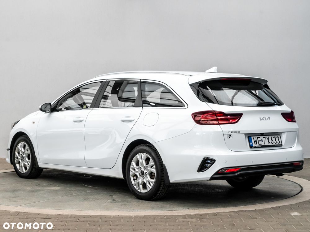 Kia Ceed 1.5 T-GDI M - 4