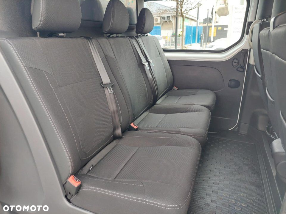 Renault Trafic - 10