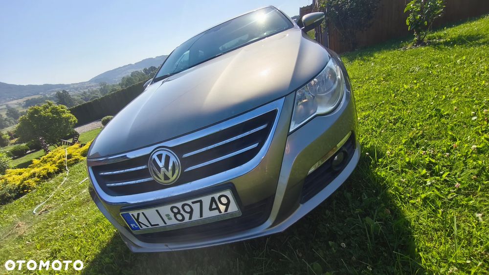 Volkswagen Passat 2.0 TDI Comfortline DSG - 18