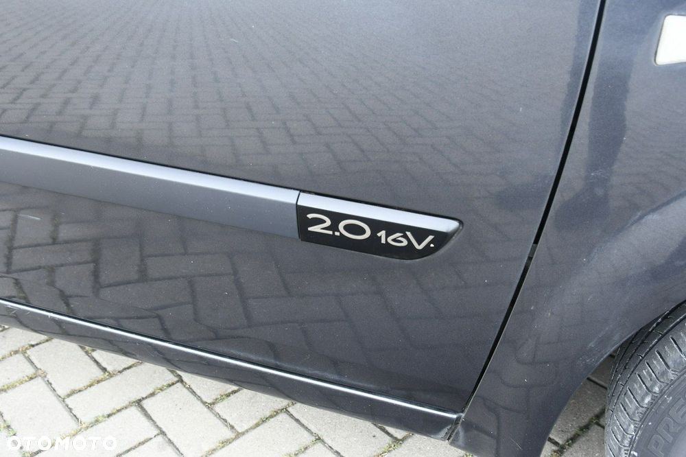 Renault Grand Scenic - 13