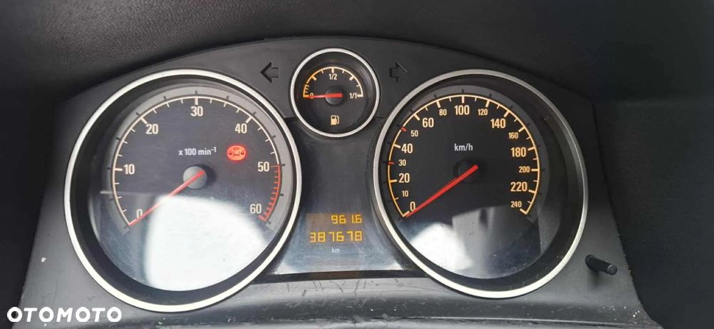 Opel Astra - 6