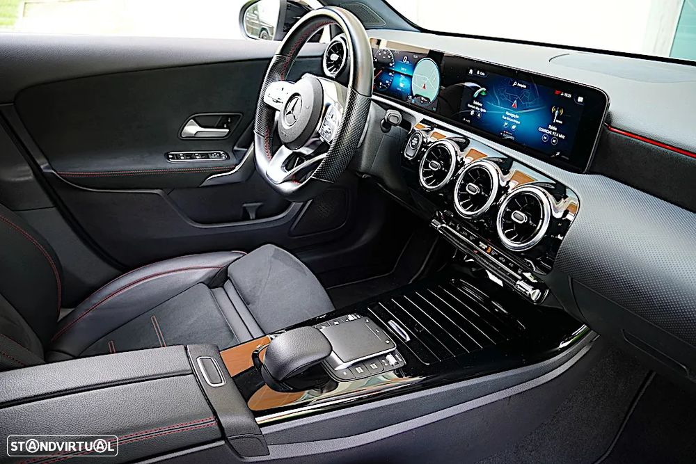 Mercedes-Benz A 250 e AMG Line - 24