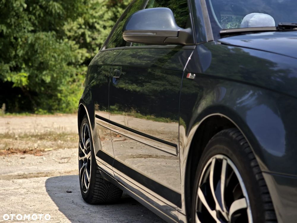 Audi A3 2.0 TDI DPF S line Sportpaket - 7