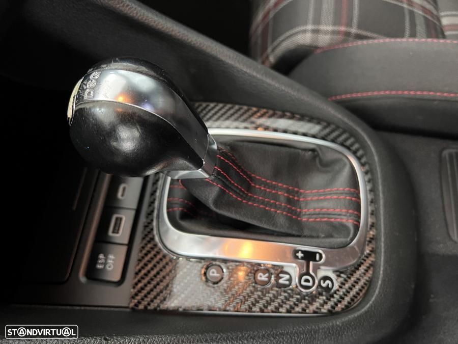 VW Golf 2.0 TSi GTI DSG - 15