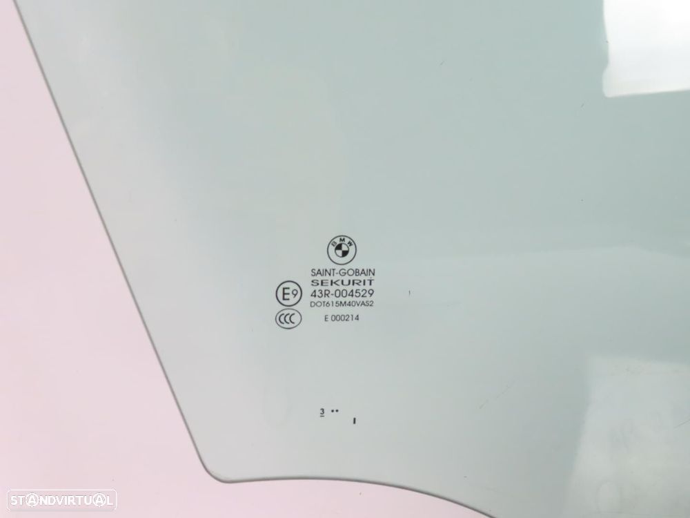 Vidro da porta Direito/Frente Usado / Original BMW X3 (F25) - 2