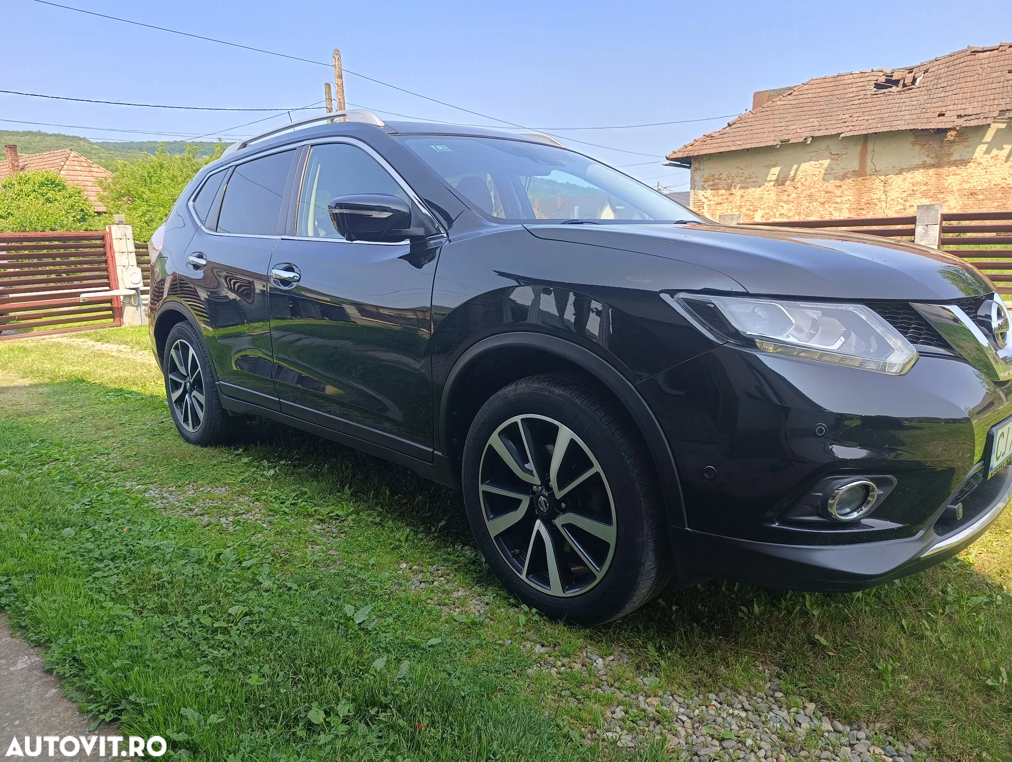 Nissan X-Trail - 2