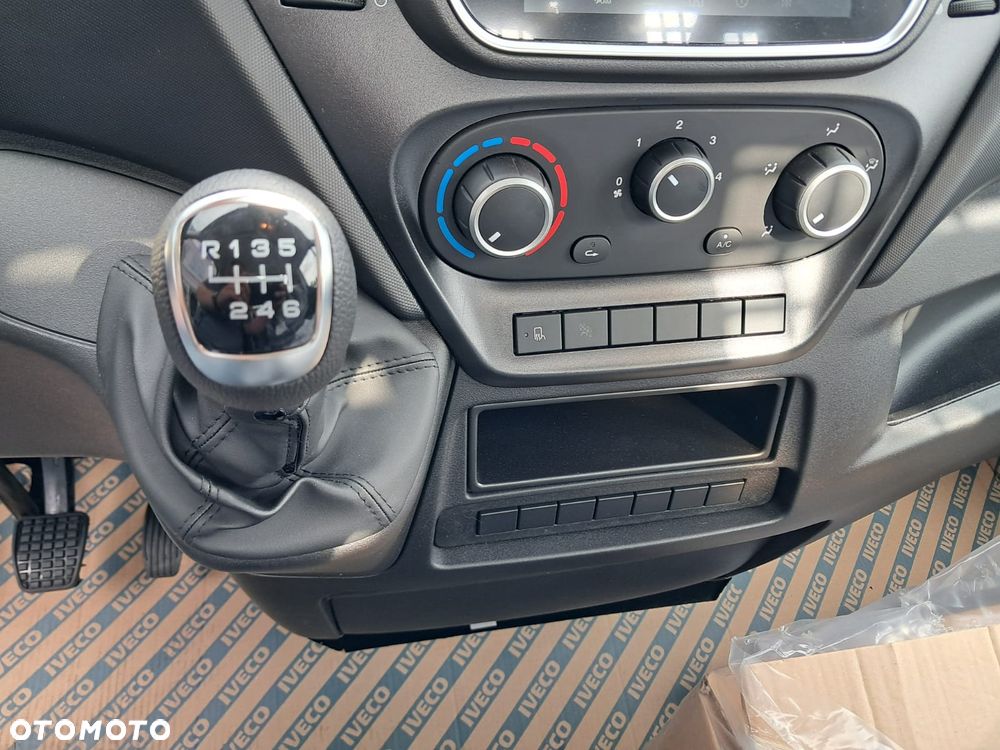 Iveco 35C16H3.0 - 8