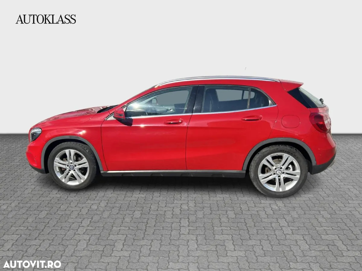 Mercedes-Benz GLA 200 d 4MATIC Aut. - 2
