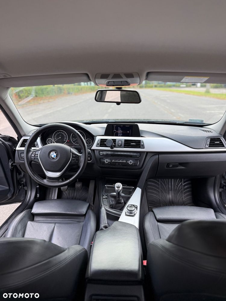 BMW Seria 3 316d Sport Line - 11