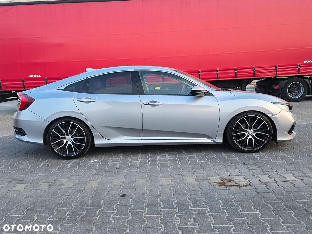 Honda Civic 1.5 i-VTEC Turbo CVT Executive - 22