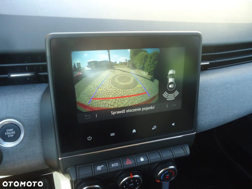 Renault Clio - 11