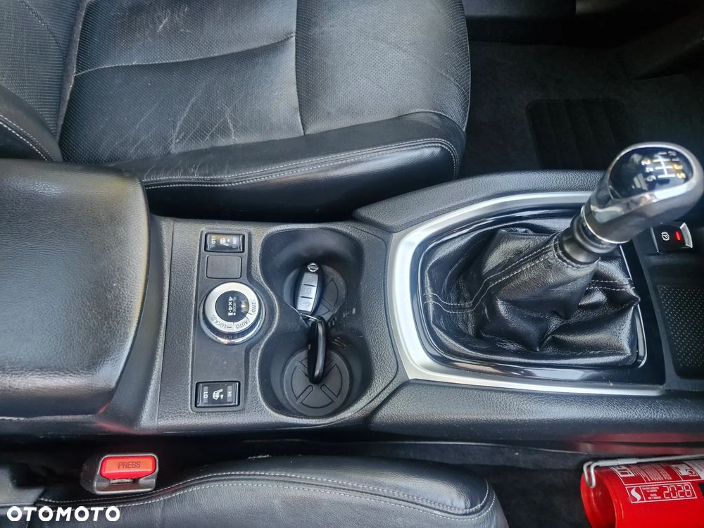 Nissan X-Trail 1.6 DCi ALL-MODE 4x4i Tekna - 31