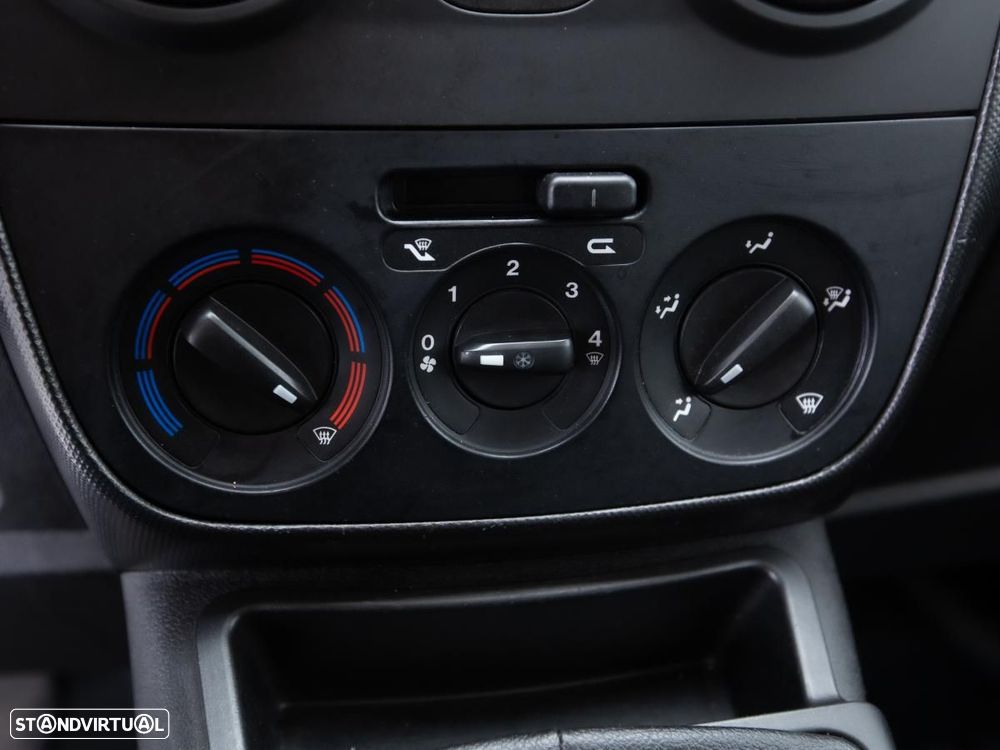 Fiat Fiorino 1.3 M-jet c/IVA - 17