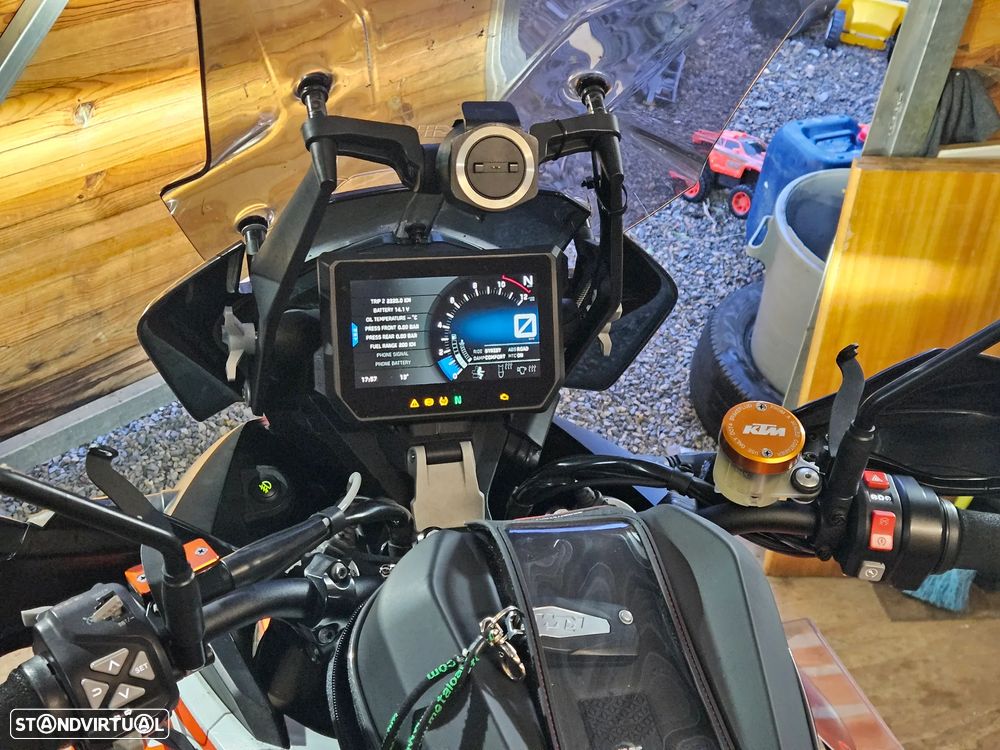 KTM 1290 Super Adventure S - 9