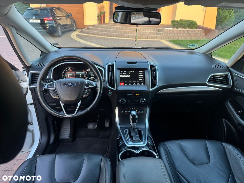 Ford S-Max - 9