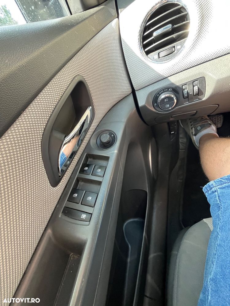 Chevrolet Cruze 2.0 LT G5 - 12