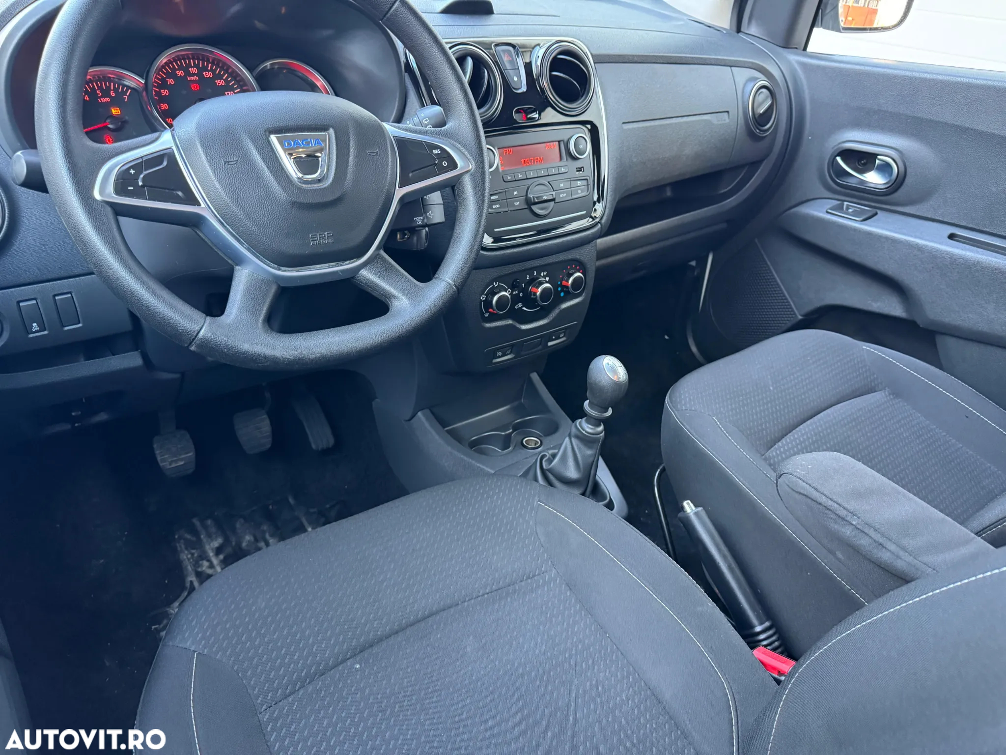 Dacia Lodgy 1.5 Blue dCi Laureate - 7