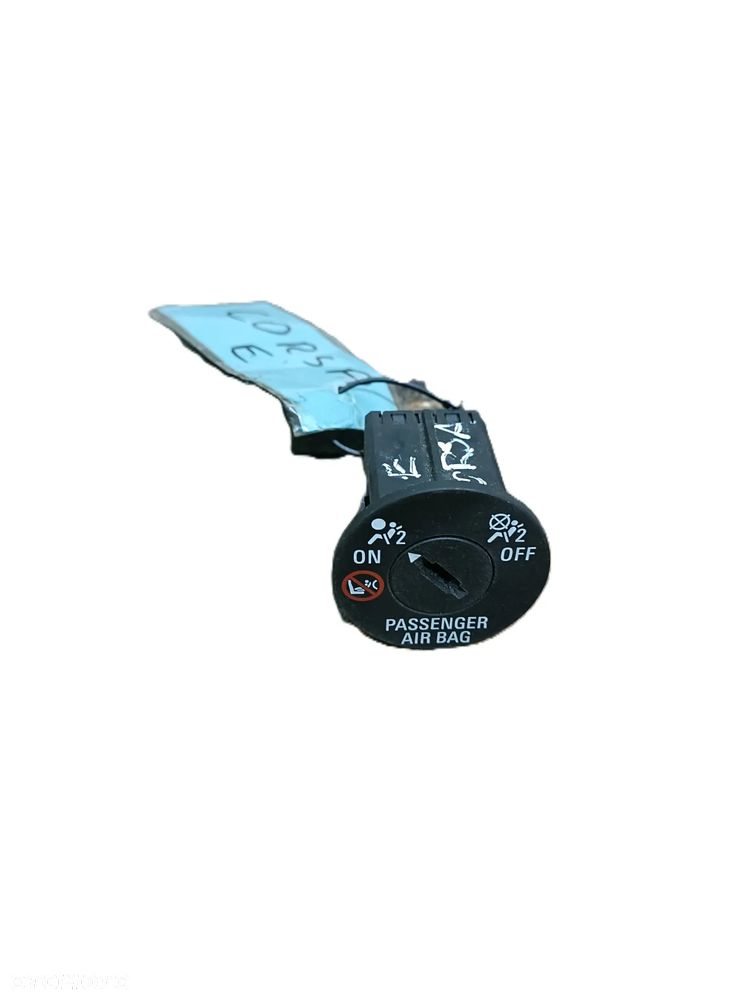 OPEL CORSA E 14-19 przełącznik włącznik poduszki AIRBAG 13557258 * - 1