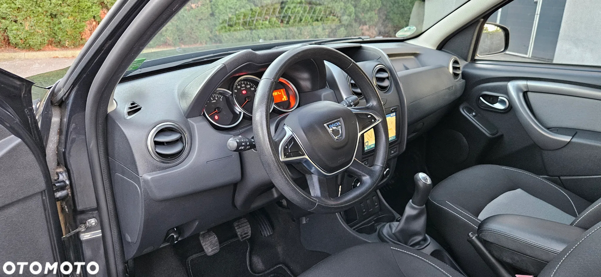 Dacia Duster SCe 115 4x2 Laureate - 20
