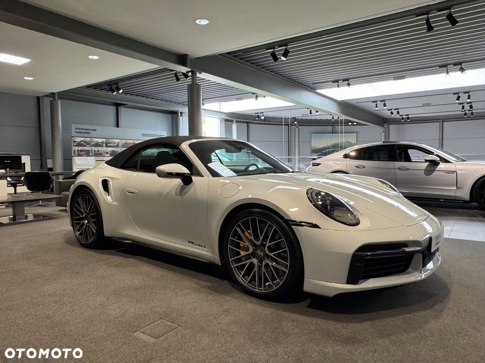 Porsche 911 Turbo S - 4
