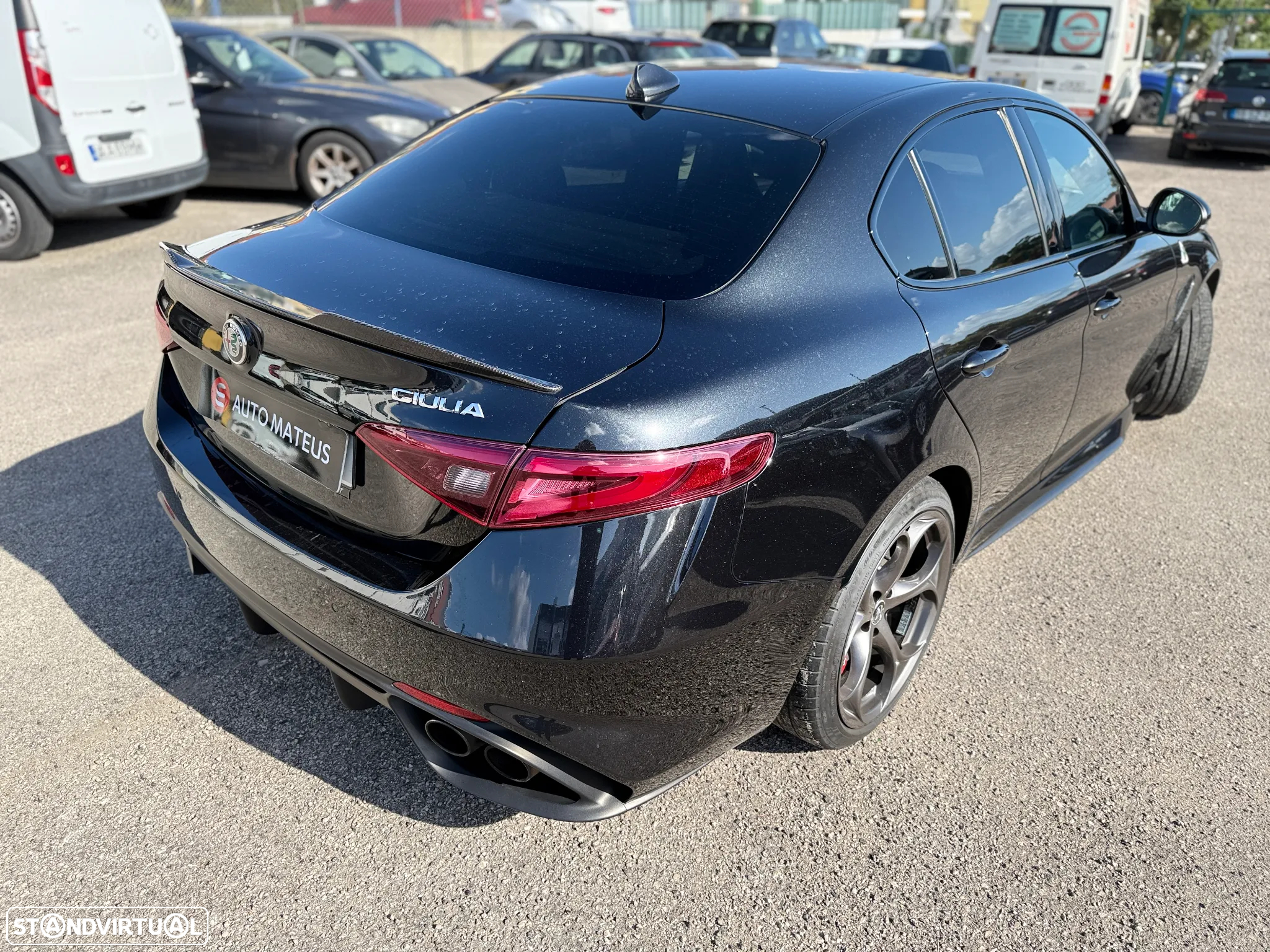 Alfa Romeo Giulia 2.9 V6 Bi-Turbo Quadrifoglio - 13