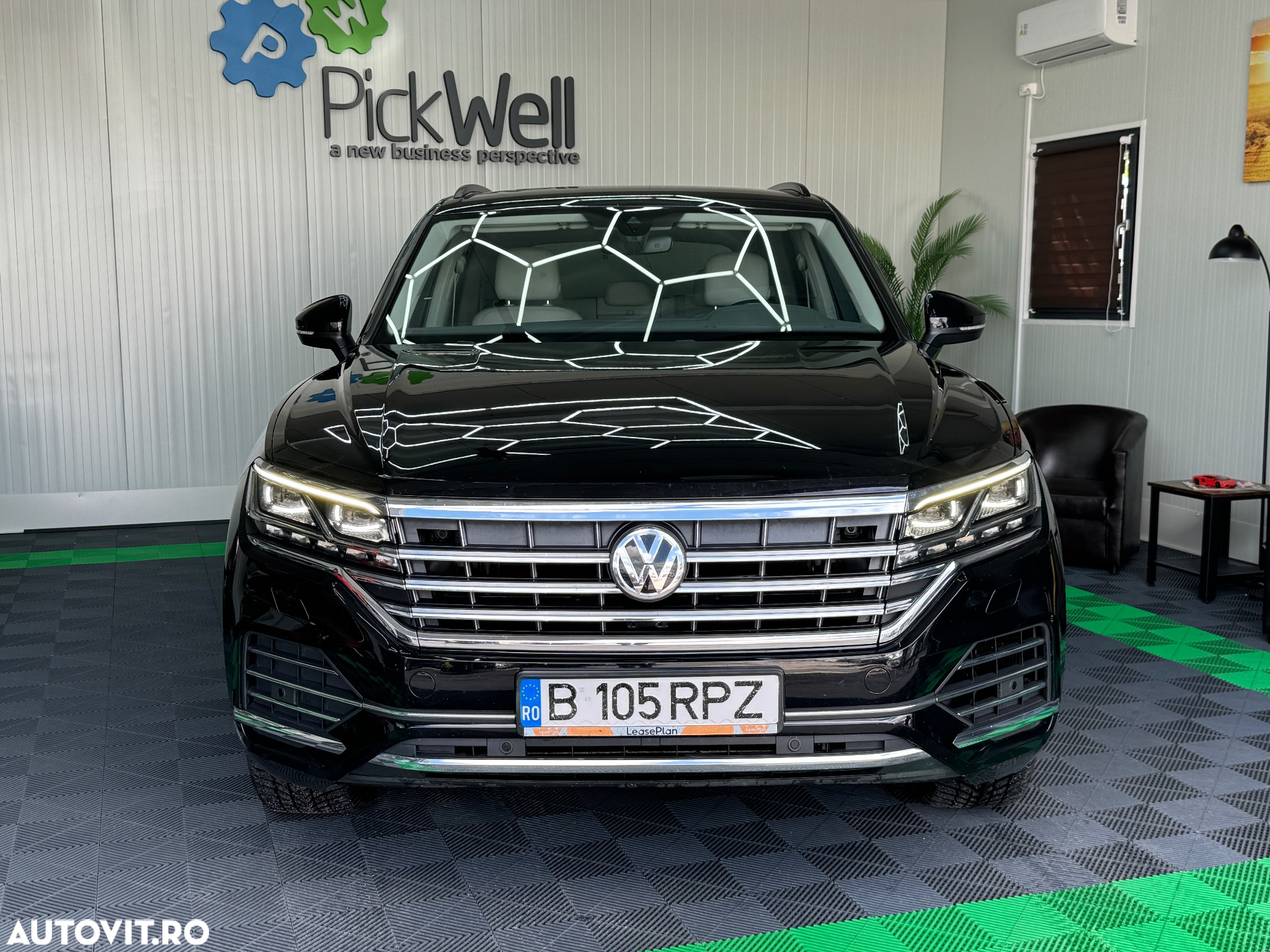 Volkswagen Touareg V6 TDI Elegance - 3
