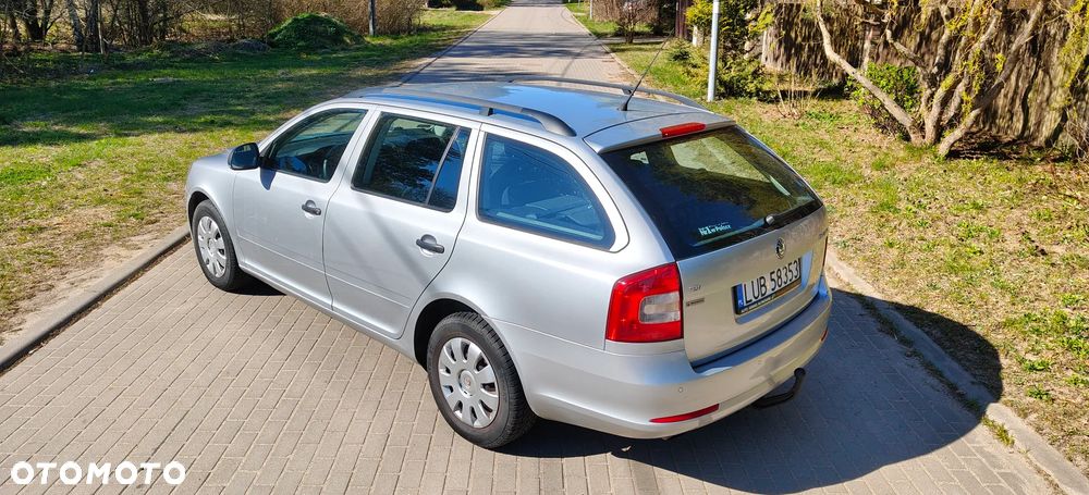 Skoda Octavia 1.6 TDI Ambiente - 3