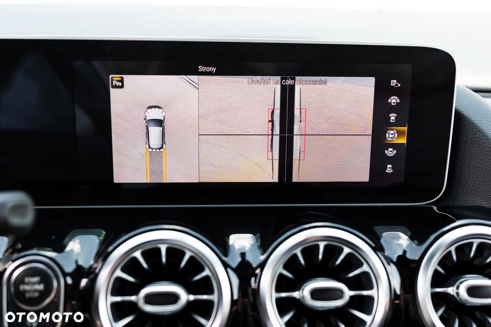Mercedes-Benz GLA 250 8G-DCT Progressive - 31