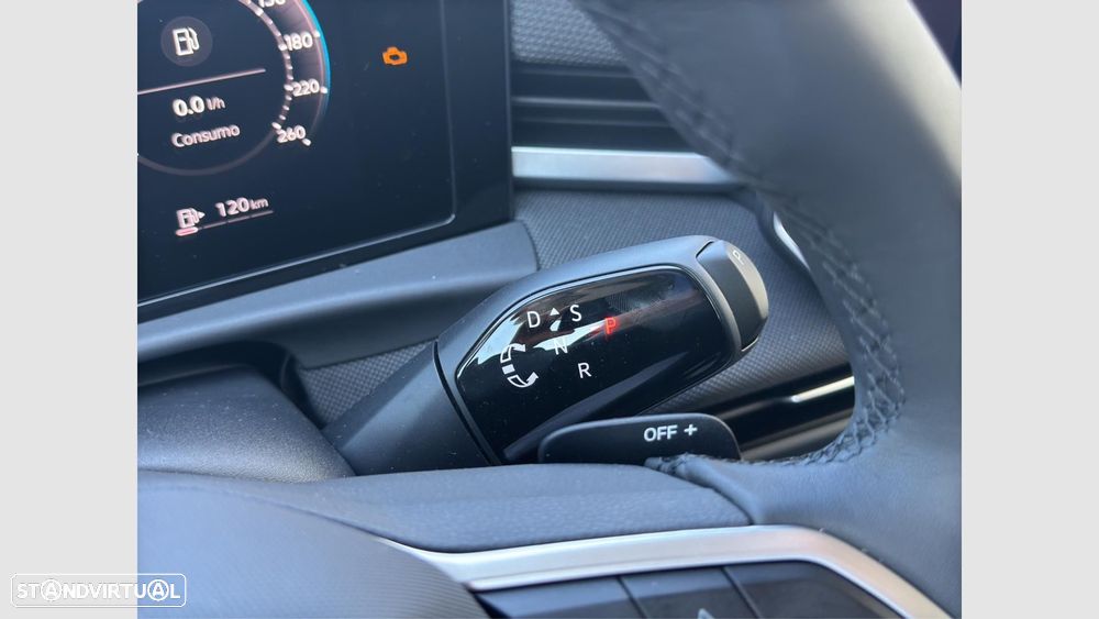 VW T-Roc 1.5 eTSI Trend DSG - 19