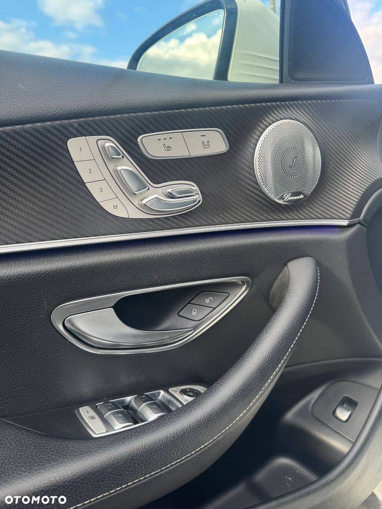 Mercedes-Benz Klasa E 300 9G-TRONIC - 7