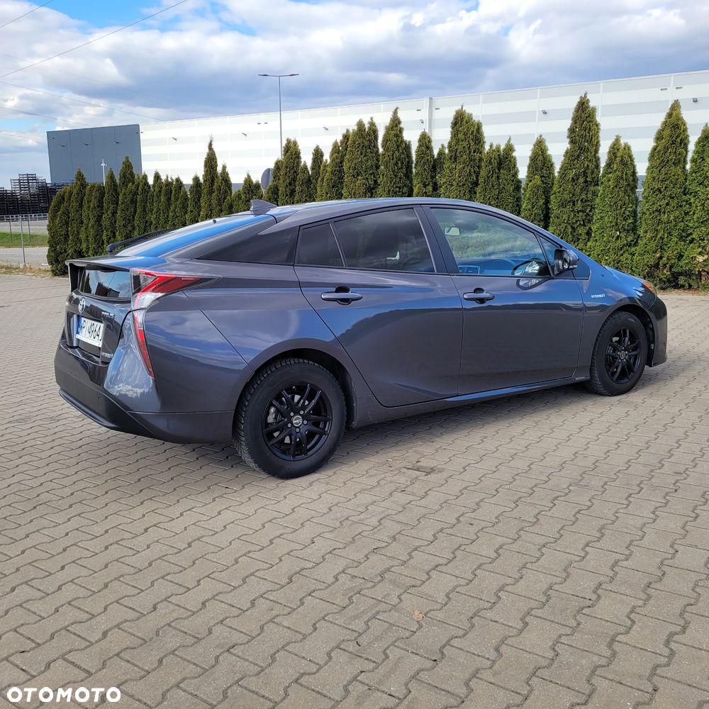 Toyota Prius 1.8 Hybrid Prestige - 11