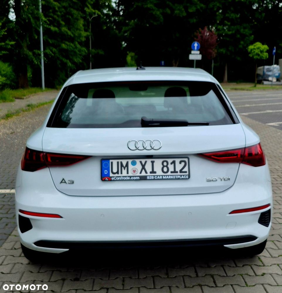Audi A3 Sportback 35 TDI S Line S tronic - 4