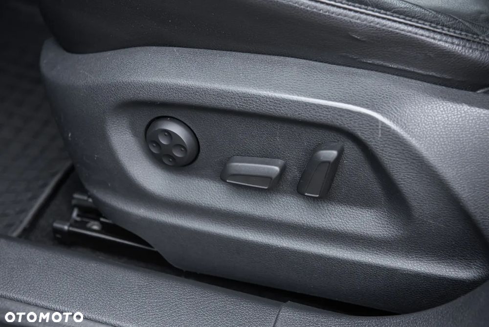 Volkswagen Tiguan 2.0 TDI DPF 4Motion Sport & Style - 21